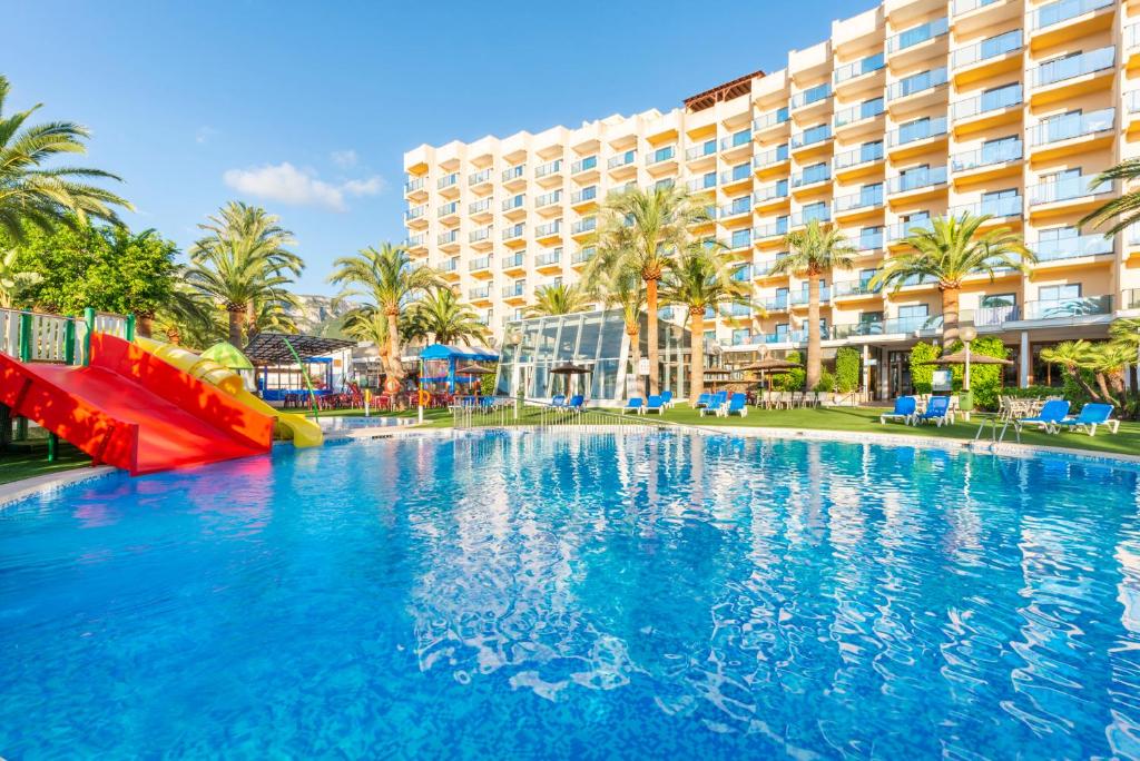 Hotel a Troyas con caricabatterie per auto elettriche