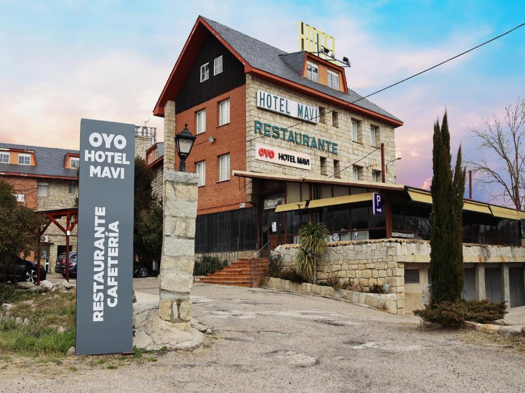 Hotel a La Cabrera con caricabatterie per auto elettriche