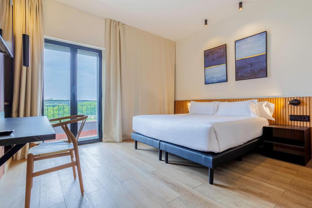 Hotels in Madrid with chargers for electric cars