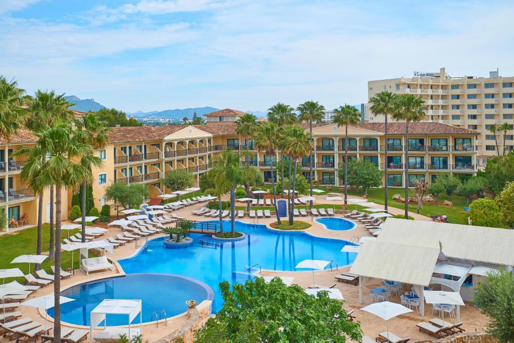 Hotel a Sa Coma con caricabatterie per auto elettriche
