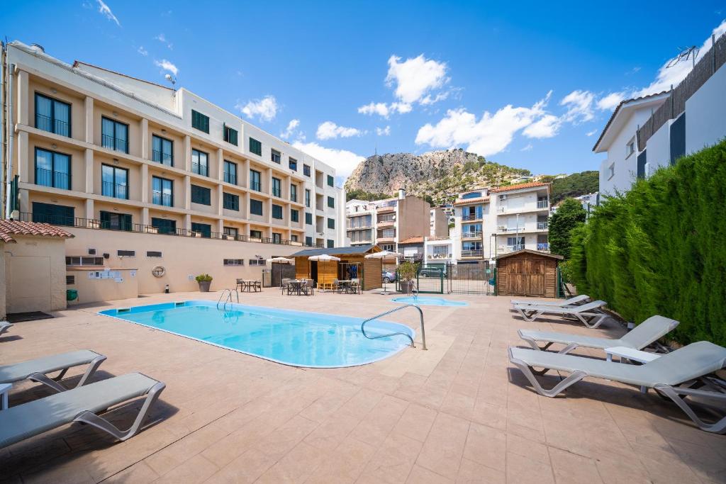 Hotel a L' Estartit con caricabatterie per auto elettriche