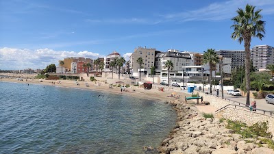 Hotel a L' Ampolla con caricabatterie per auto elettriche