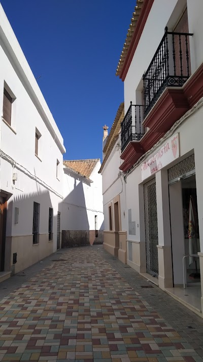 Hotel a La Lantejuela con caricabatterie per auto elettriche