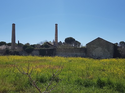Hotel a La Yedra con caricabatterie per auto elettriche