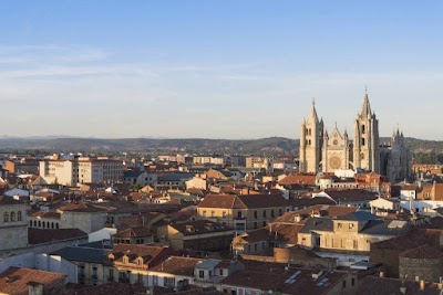 Hotel a León con caricabatterie per auto elettriche
