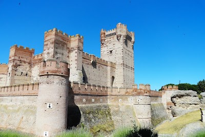 Hotel a Medina Del Campo con caricabatterie per auto elettriche