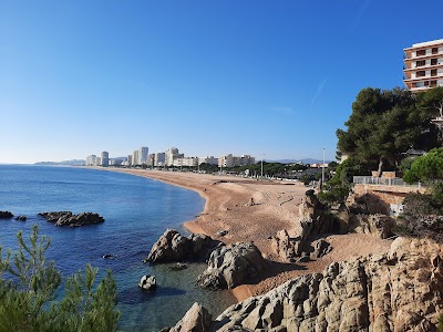 Hotel a Platja D'aro con caricabatterie per auto elettriche