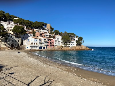 Hotel a Platja Sa Tuna con caricabatterie per auto elettriche