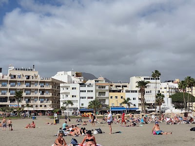 Hotel a Playa De Los Cristianos con caricabatterie per auto elettriche