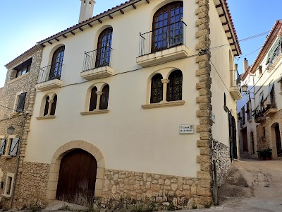 Hotel a Sant VicenÇ De Calders con caricabatterie per auto elettriche