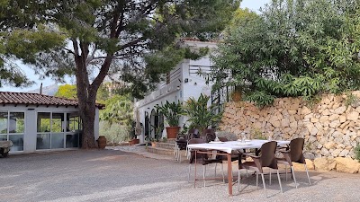 Hotel a Tosal Roig con caricabatterie per auto elettriche
